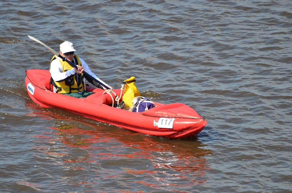 Activité de vacances : pourquoi choisir le kayak ?